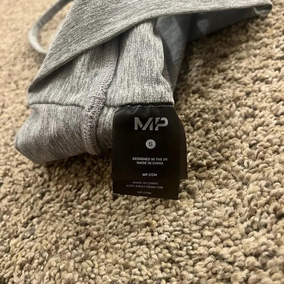 MP Athletics Strappy Gray Minimal Light Compression Sport Bra Size Small Cross - Picture 7 of 9